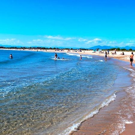 Lindo Apartamento Con Vistas Al Puerto Mistral Ampuriabrava Exterior foto